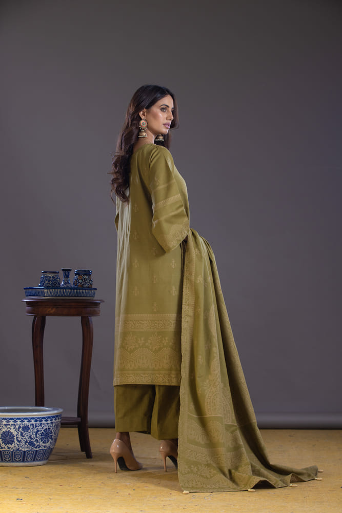 Hania&Minahil-Dyed Composed Jacquard Khaddar-L-Green-3PC - Branded Cut Pieces