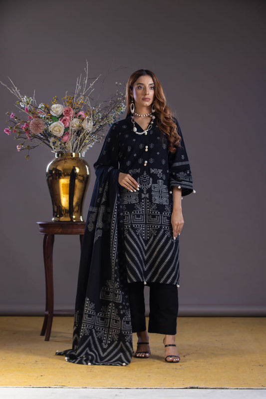 Hania&Minahil-Dyed Composed Jacquard Khaddar-Black-3PC