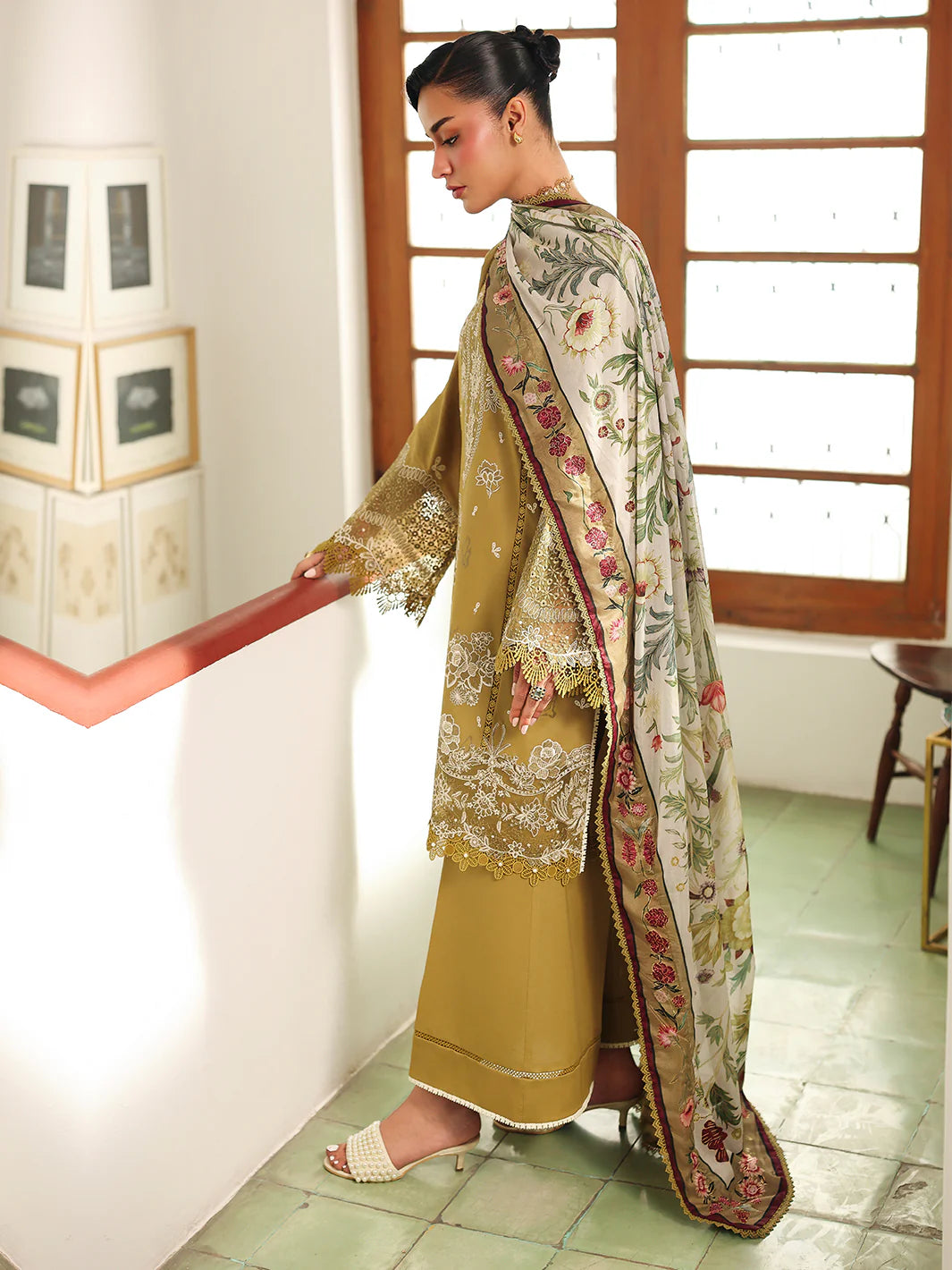 BIN-ILYS-LUMINA-1156