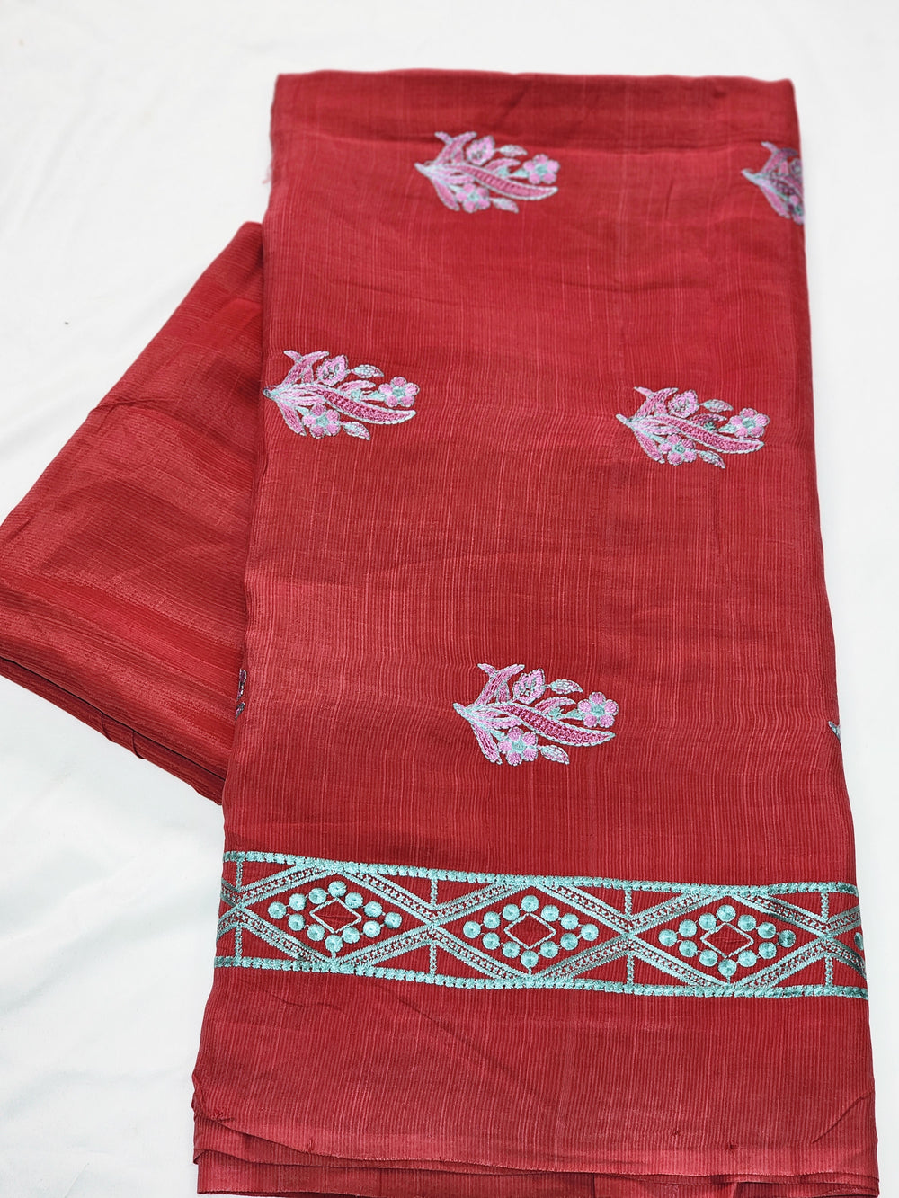 DSG-EMB-SILK-220