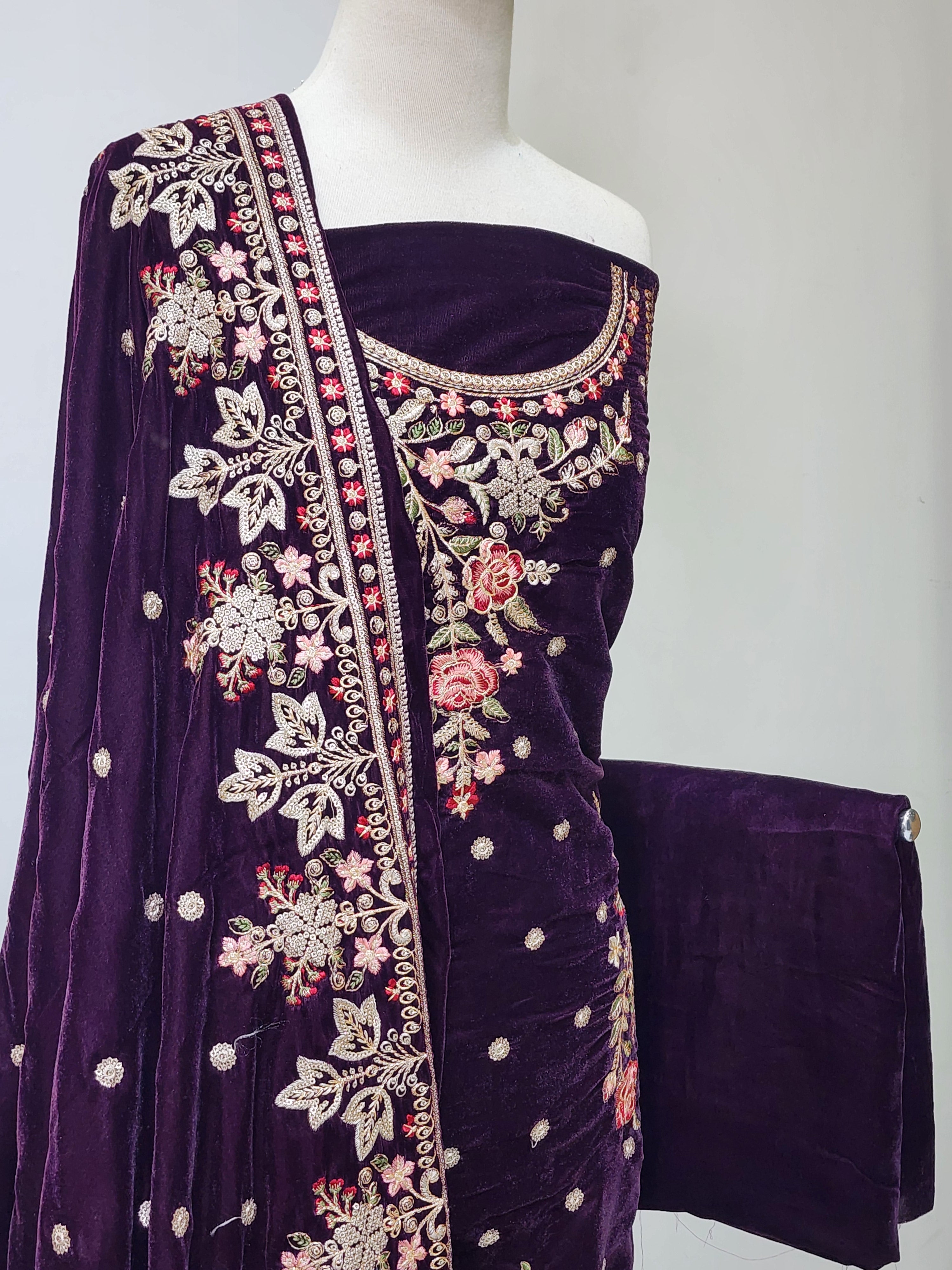 DSG-EMB-VELVET-147