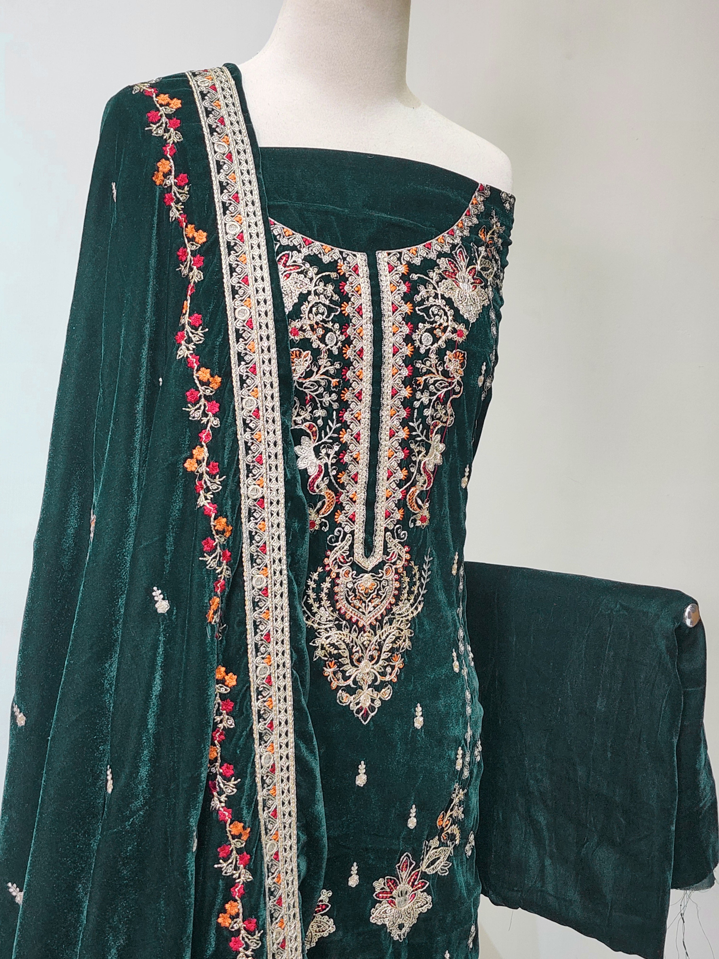 DSG-EMB-VELVET-149