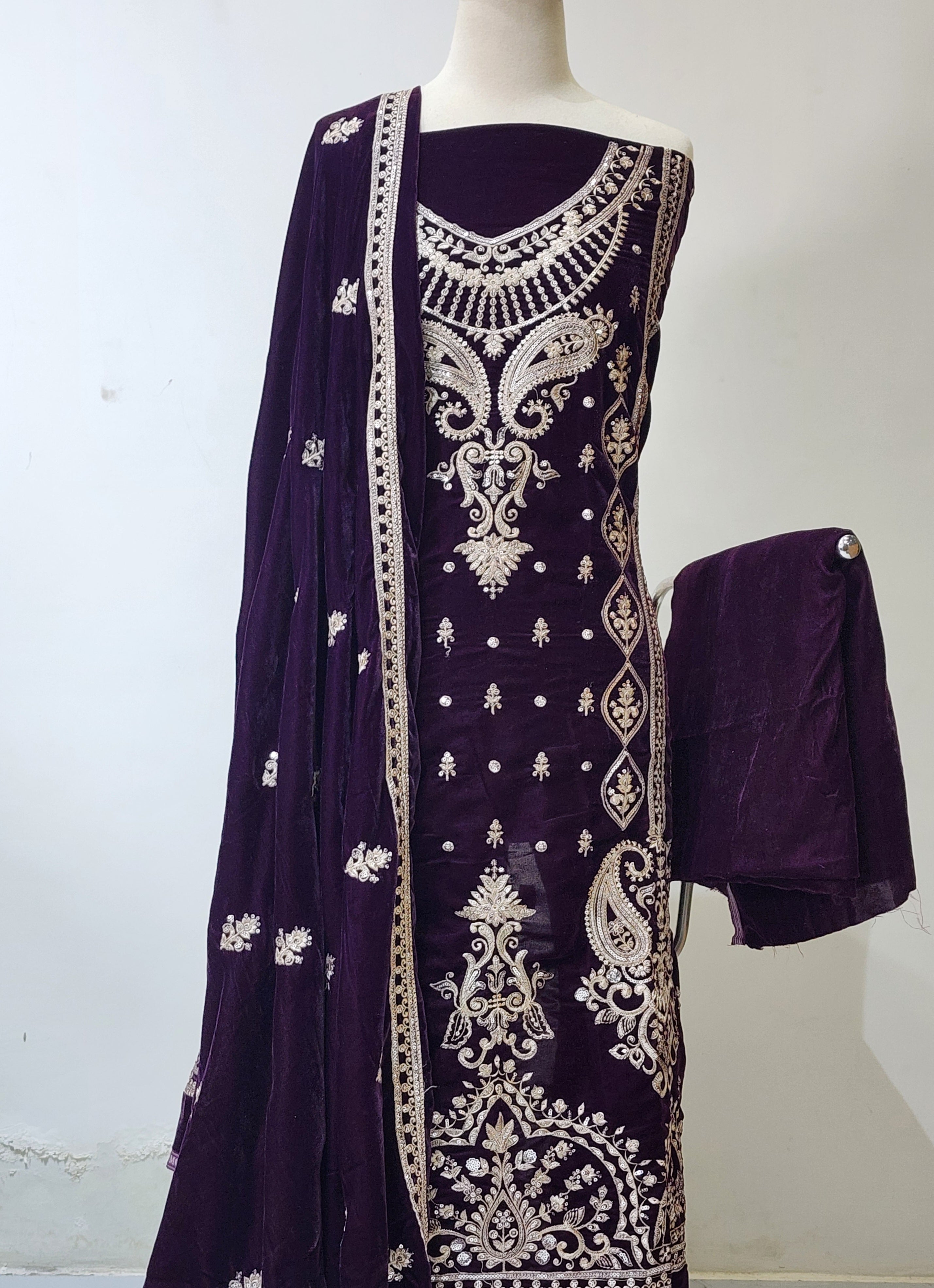 DSG-EMB-VELVET-160