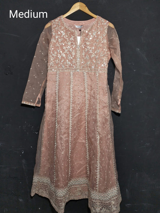 EMB-MEDIUM-131