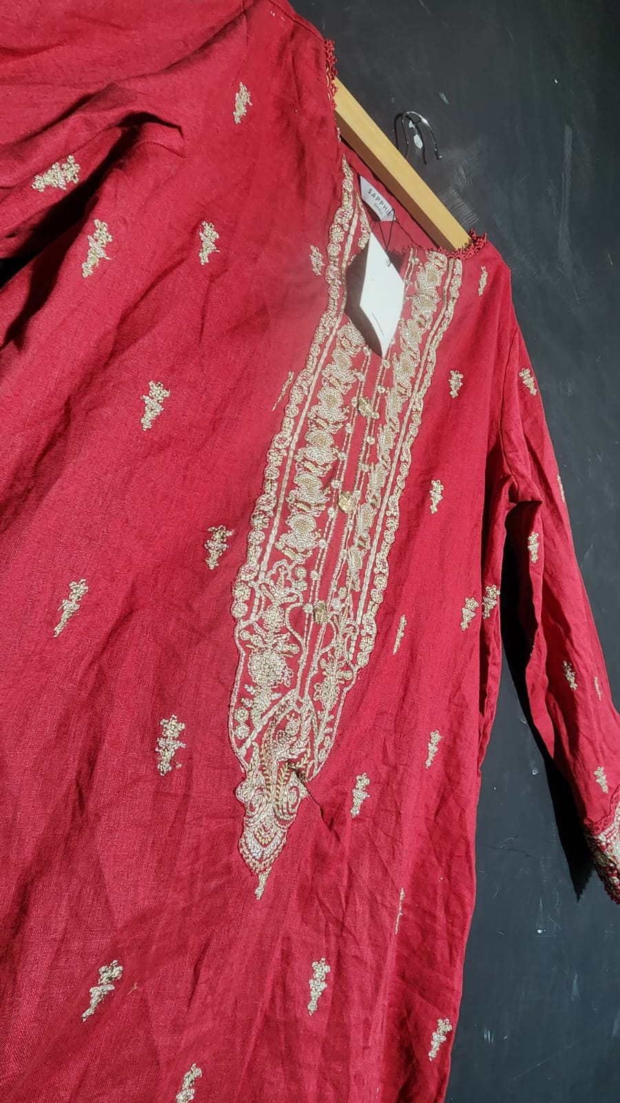 EMB-SMALL-81