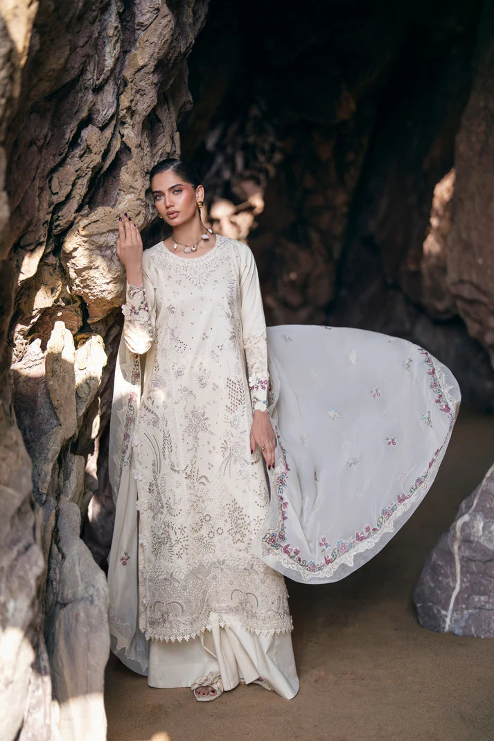 FLRNT-LUX-LAWN-1684