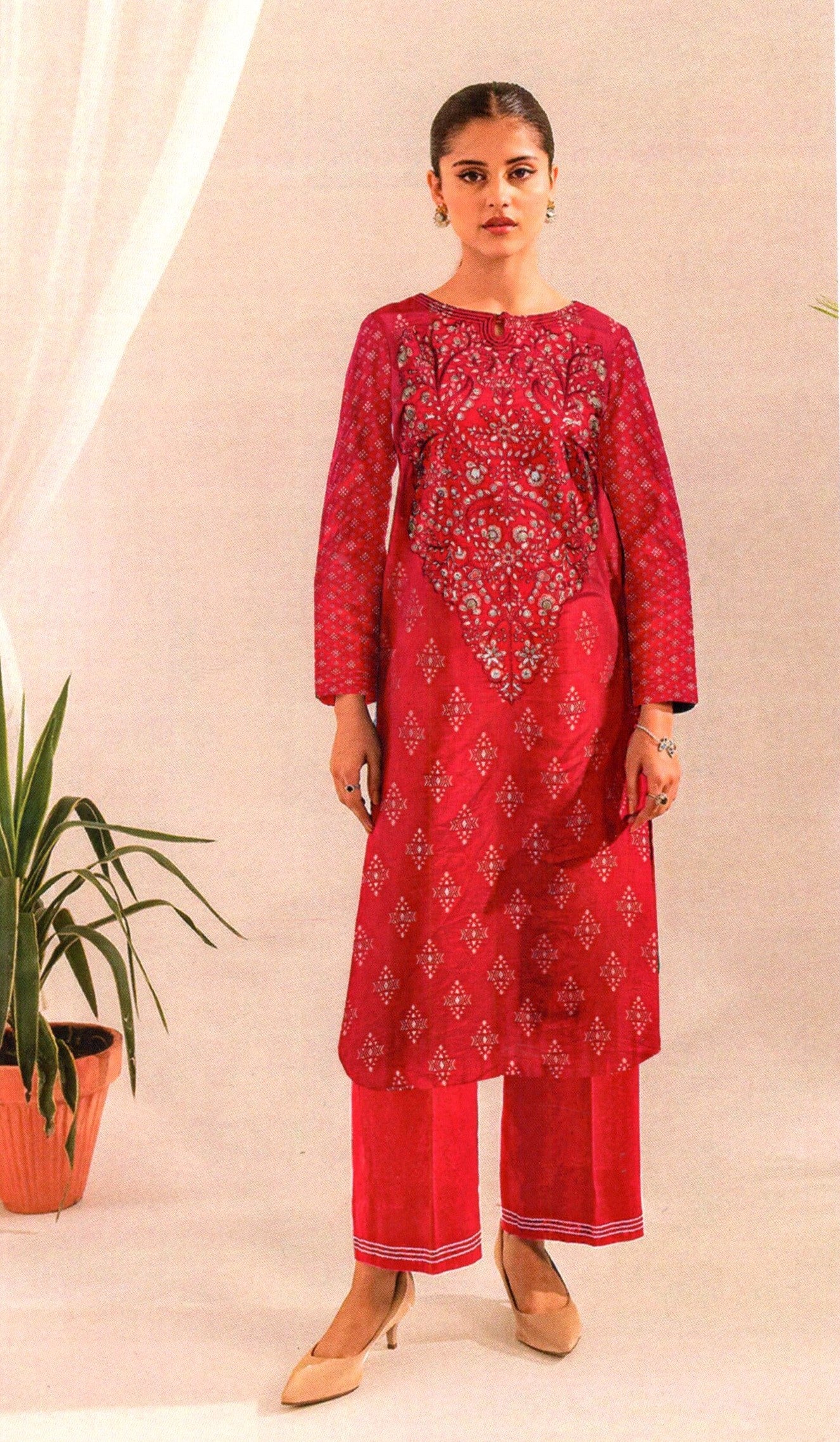 H&M-EMB-JAQ-LAWN-SHIRT-D-37
