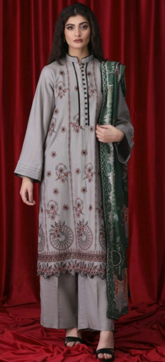 Hania Minahil Embroidered Khaddar 3pc