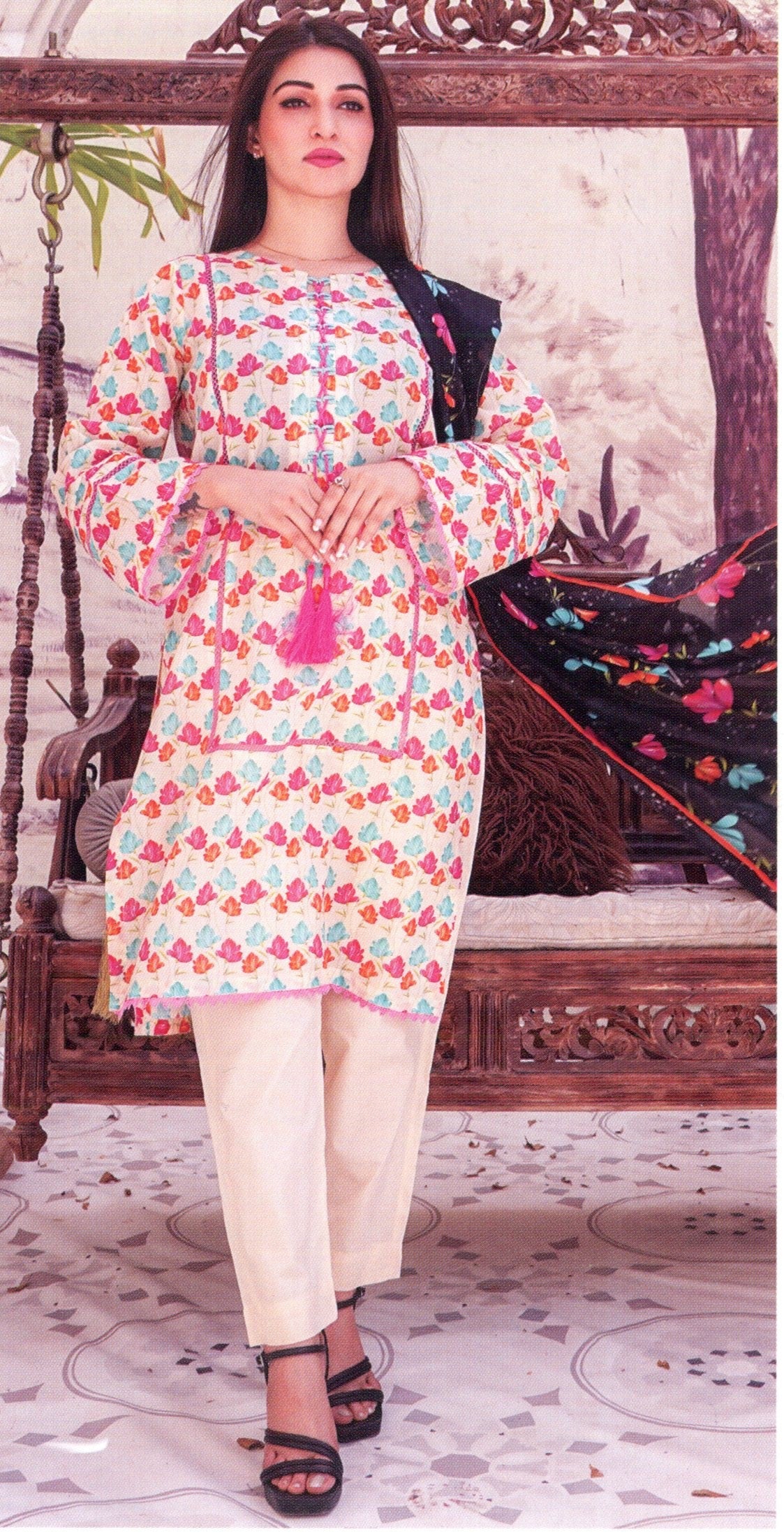 JAFF-KAY-LAWN-1052