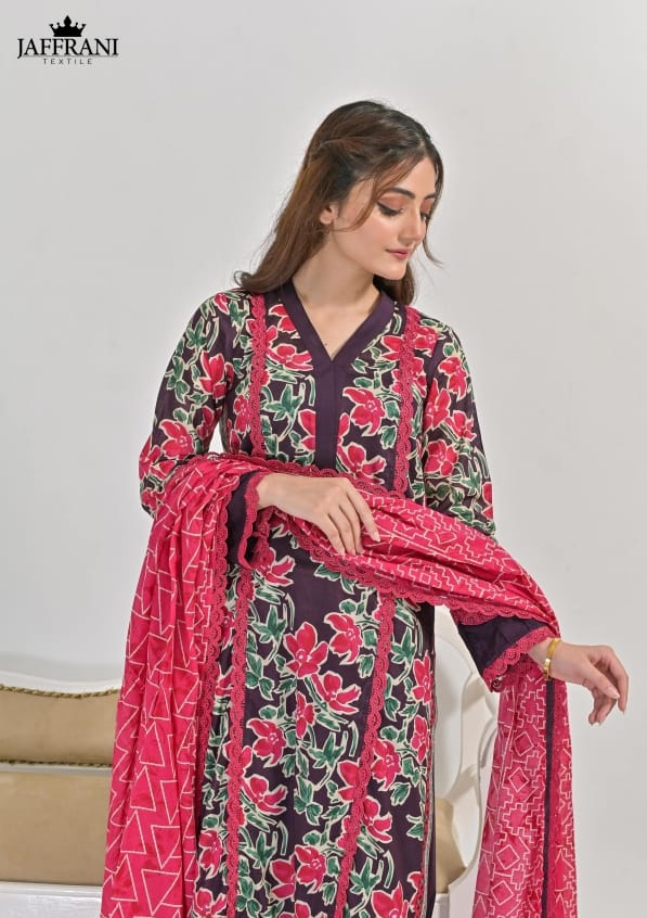 JAFF-KAY-VOL15-LAWN-1127