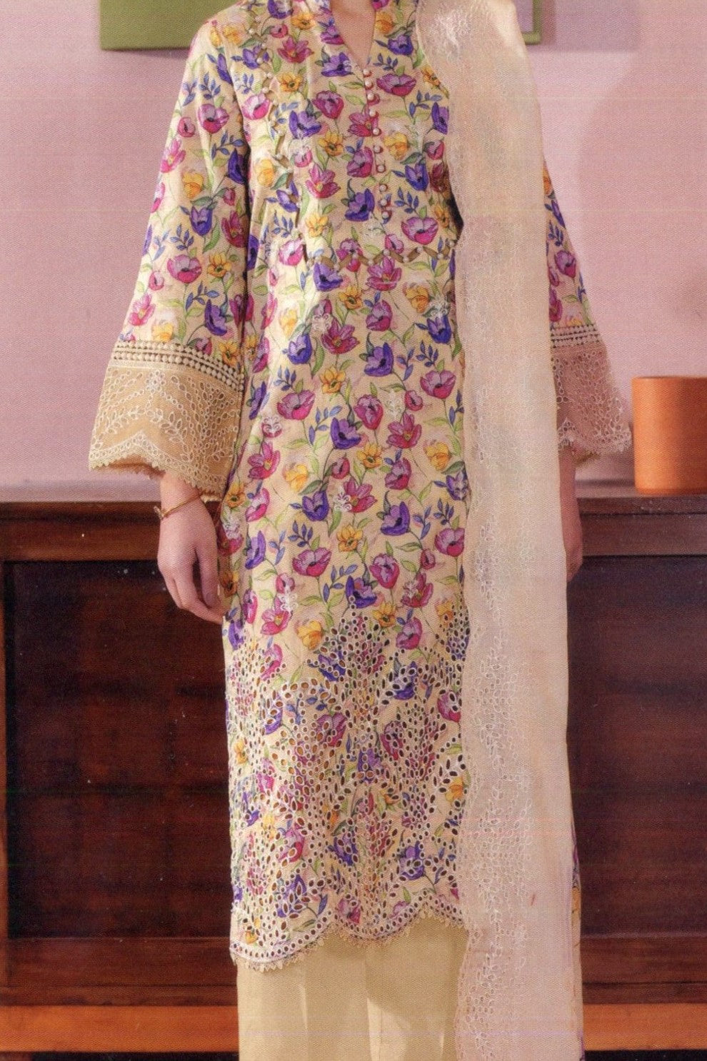 JHR-RAAHIYA-EMB-2119