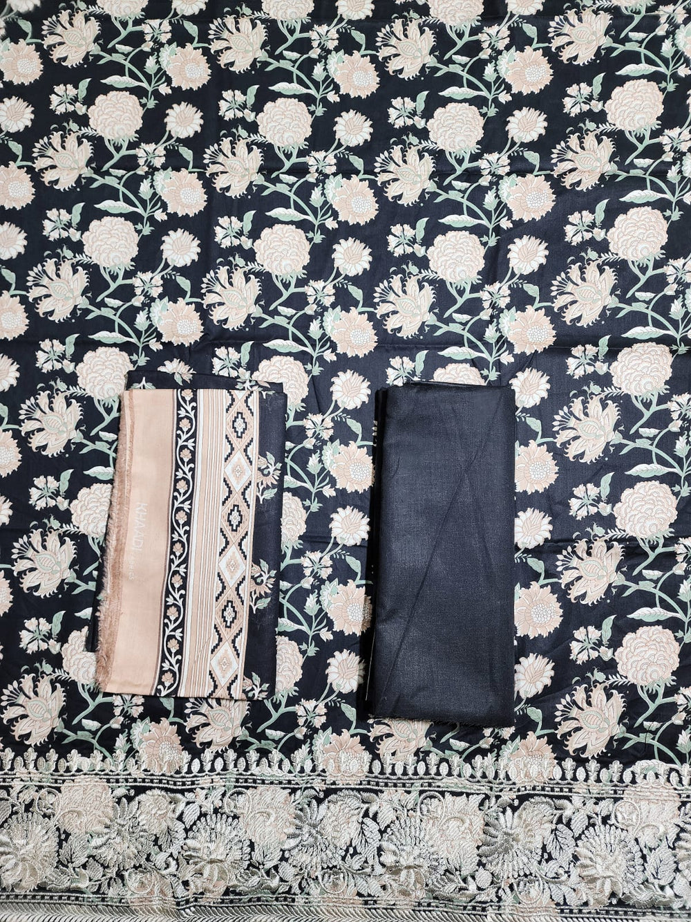 KHAADI-EMBROIDERED-D-10