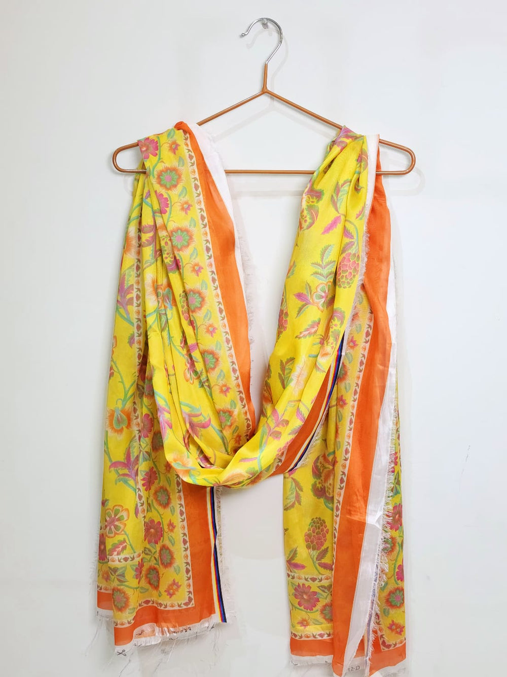 MB-DUPATTA-P-04