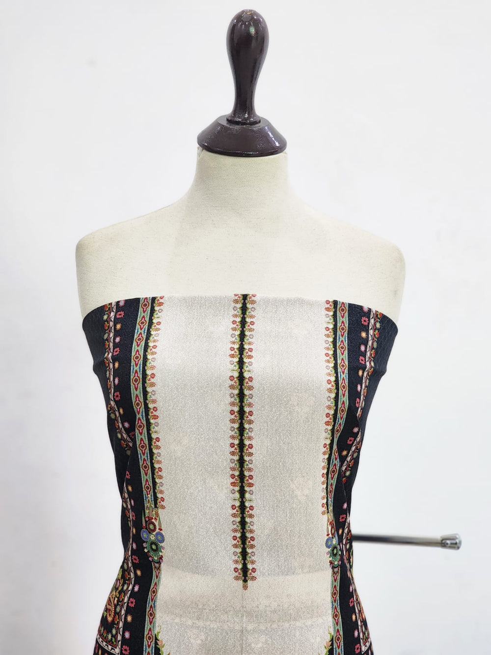 MB24-KRNDI-SHIRT-17