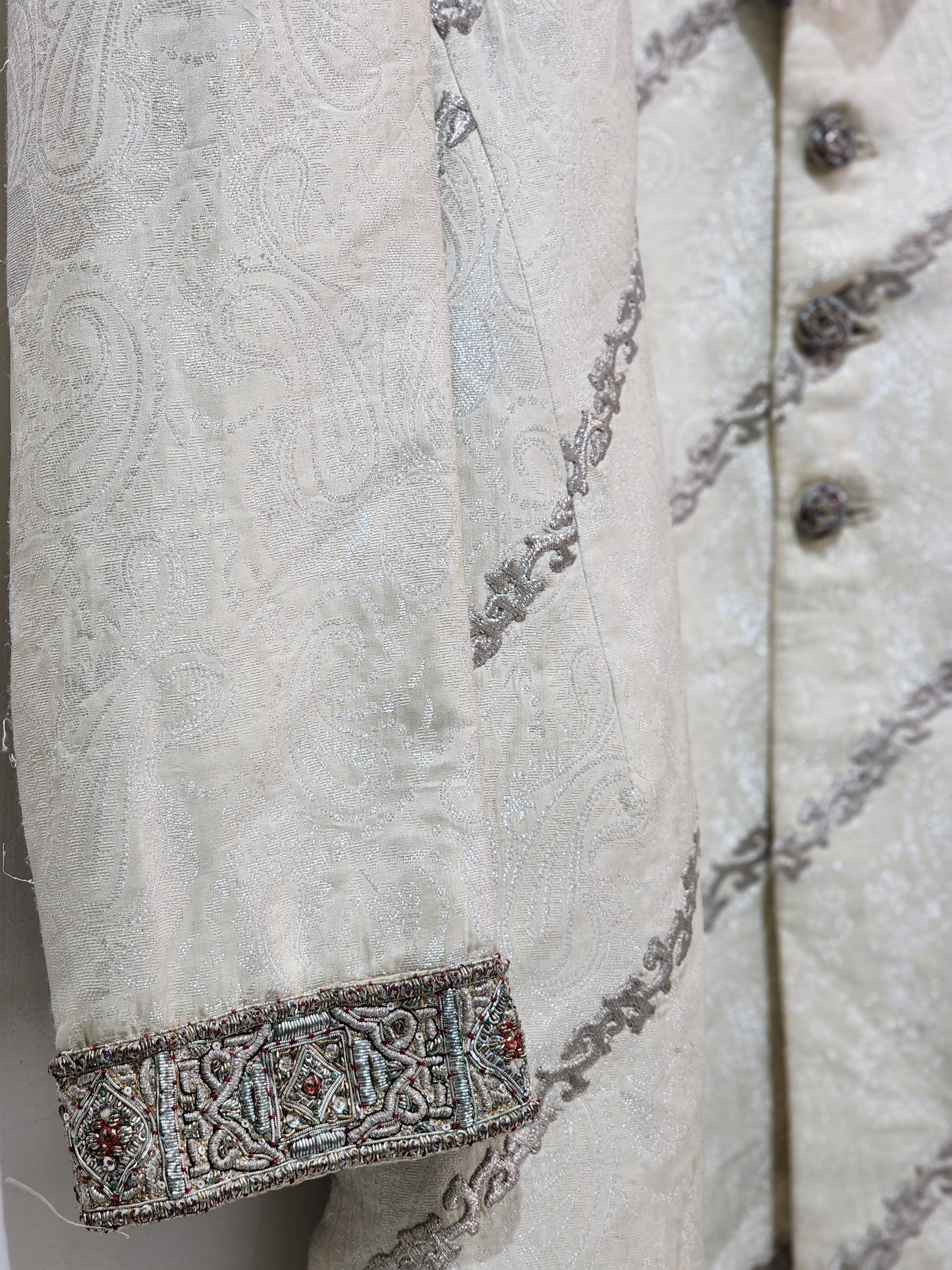 MENS-SHERWANI-1195