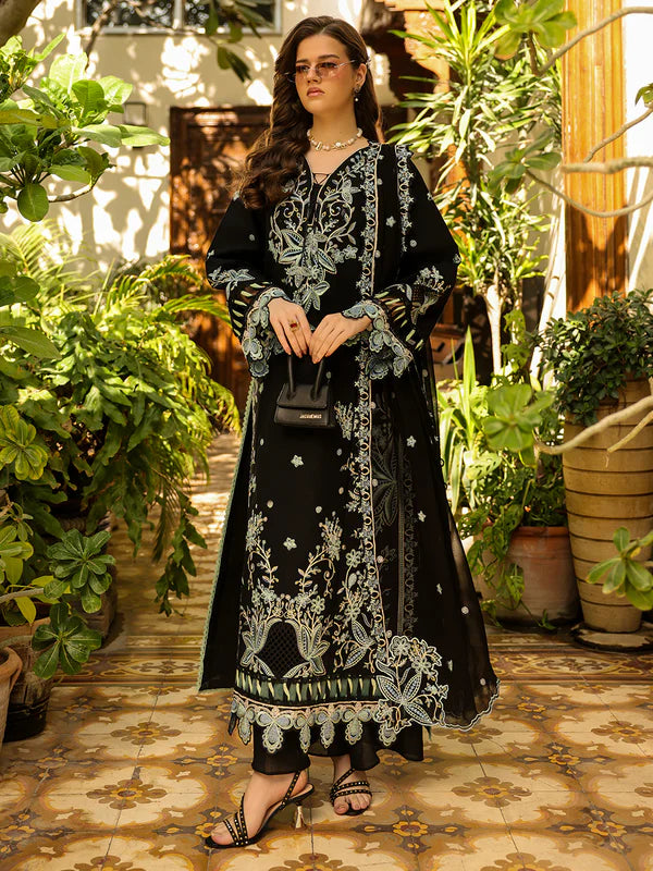 MHNR-SHANAYA-LUX-3387