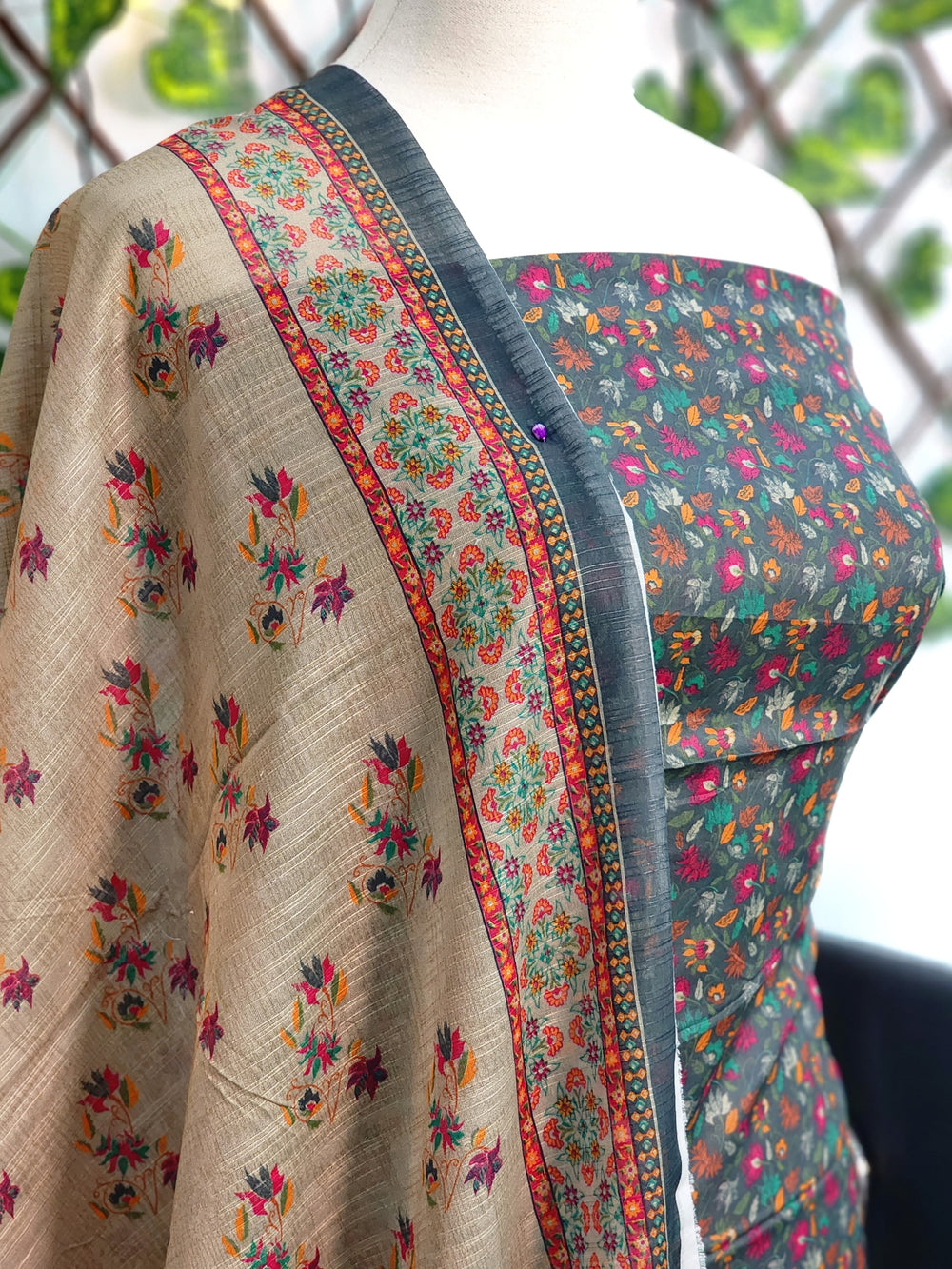 MUSKAN-PRINTED-LAWN-3PC-07