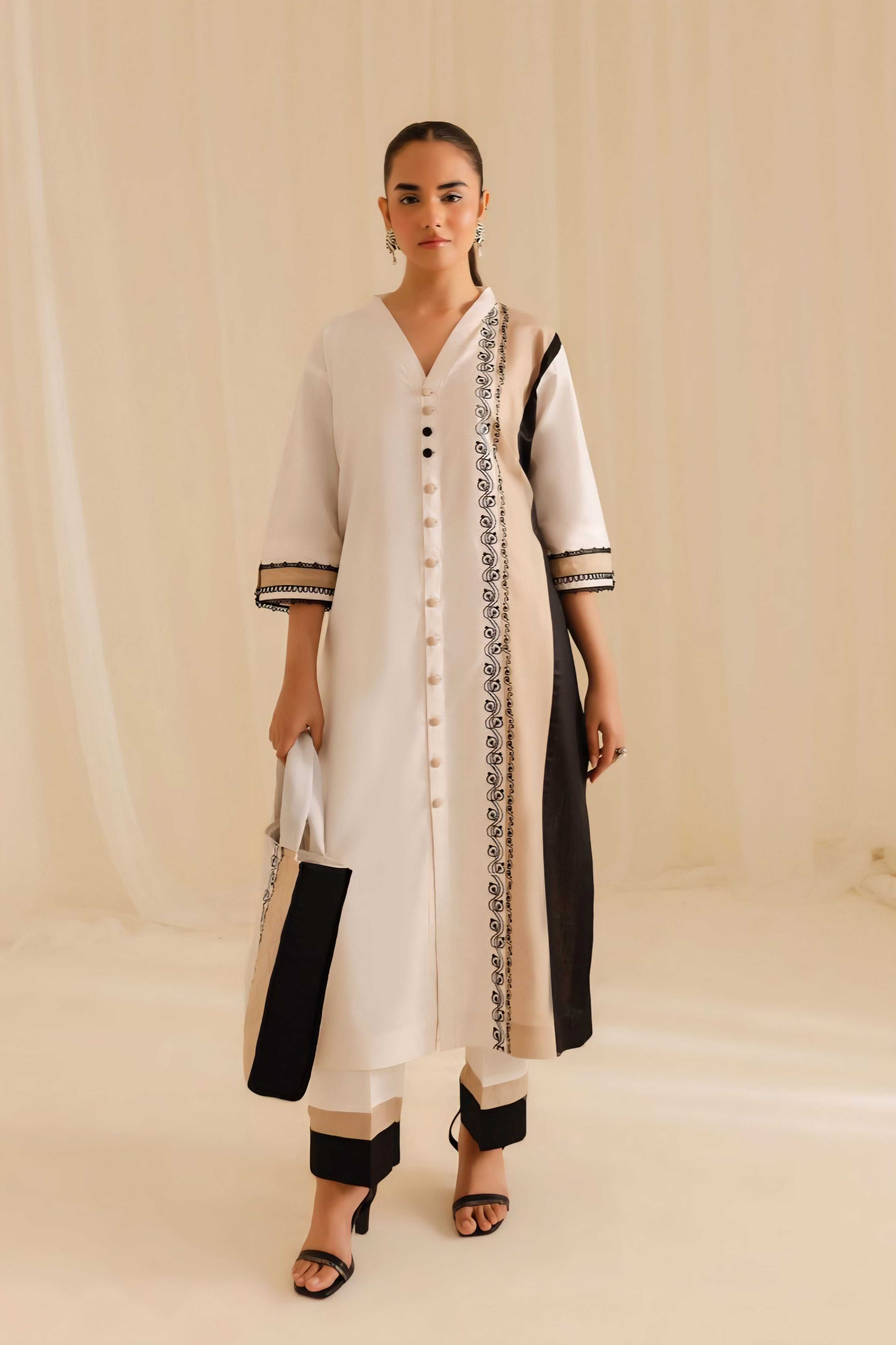 Mahnur Stitched Plain Embroidered Lawn ST 2pc