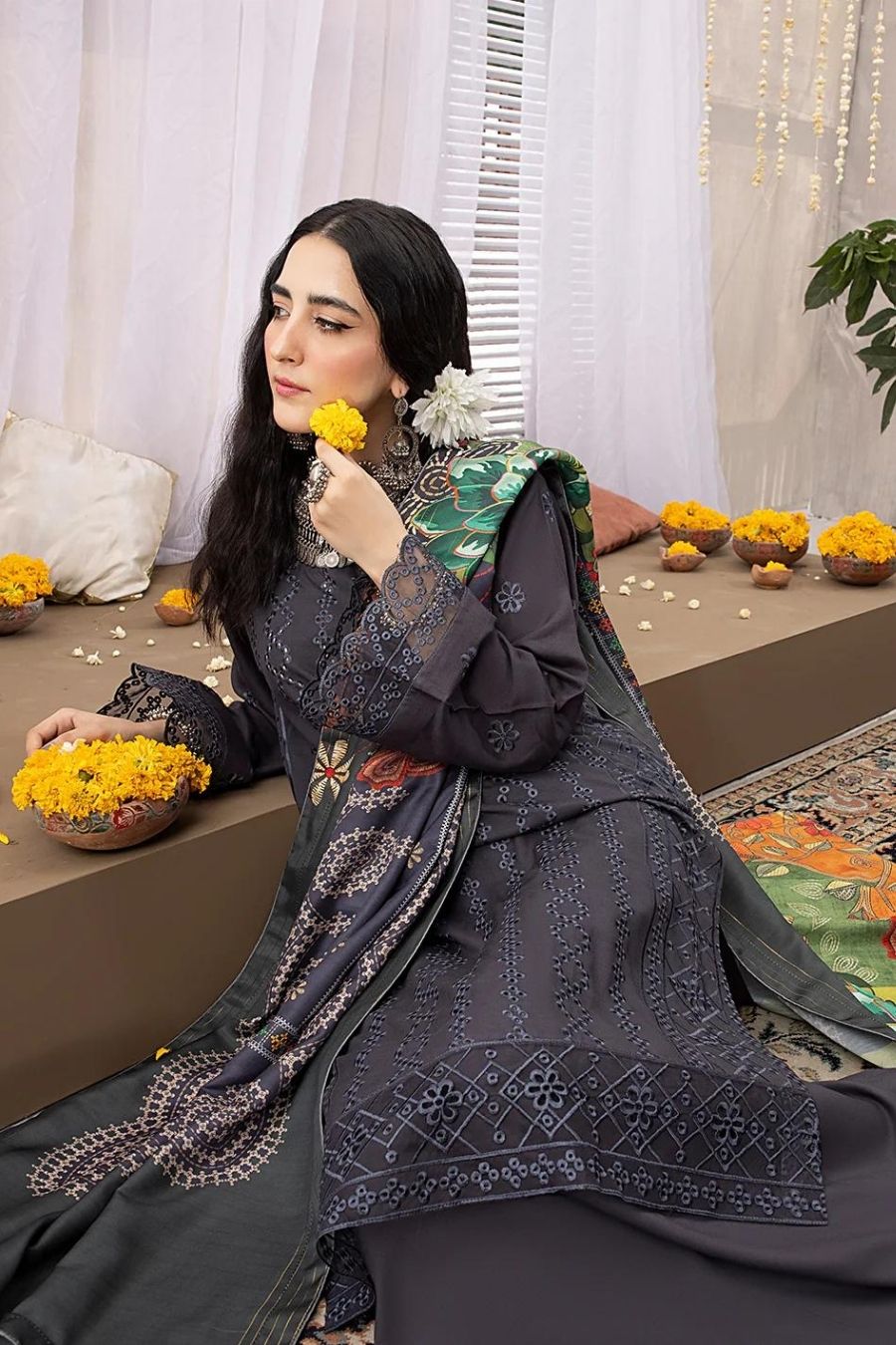 Mehru233EP401