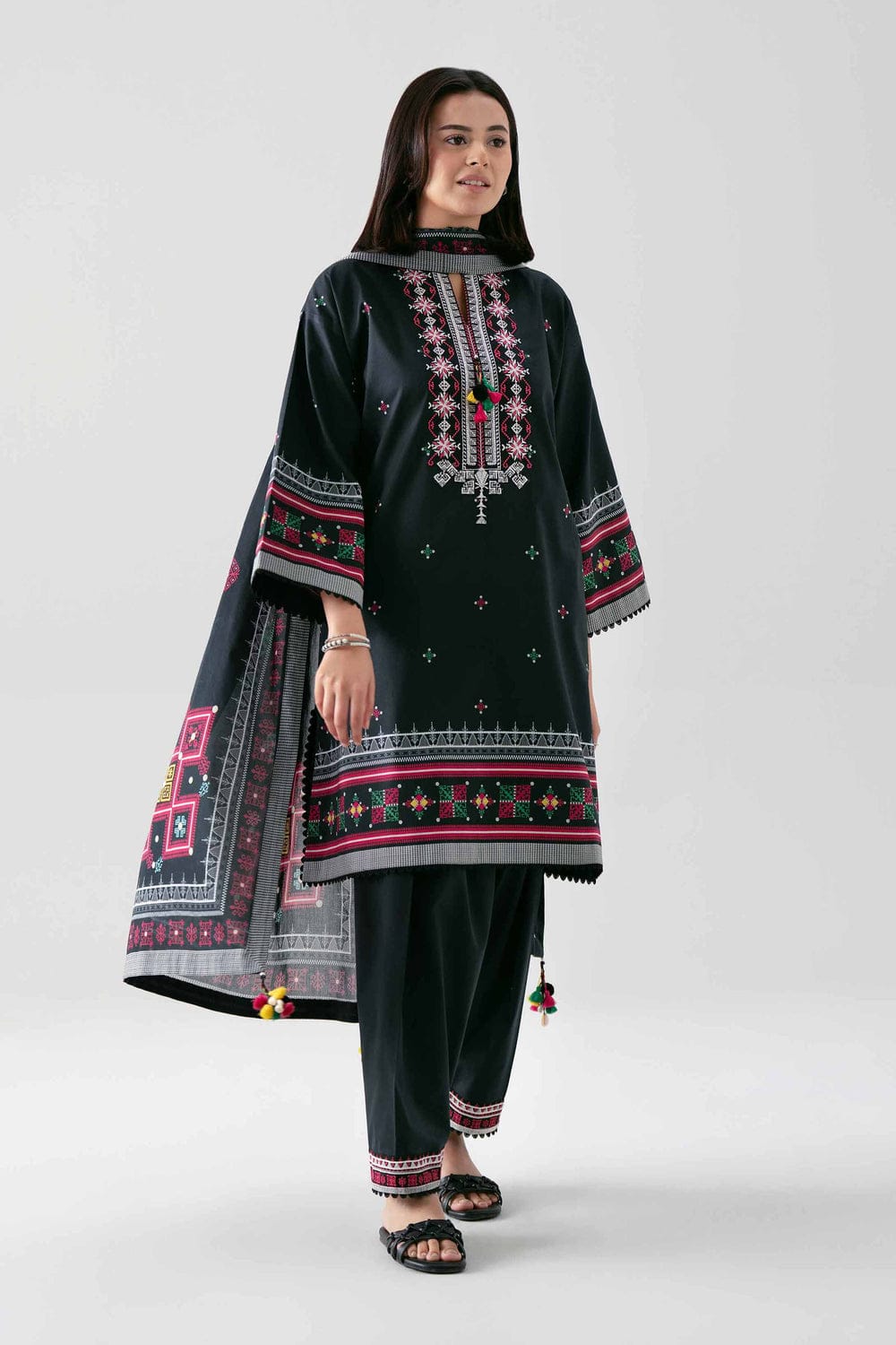 NISHAT-EMB-3P-7023
