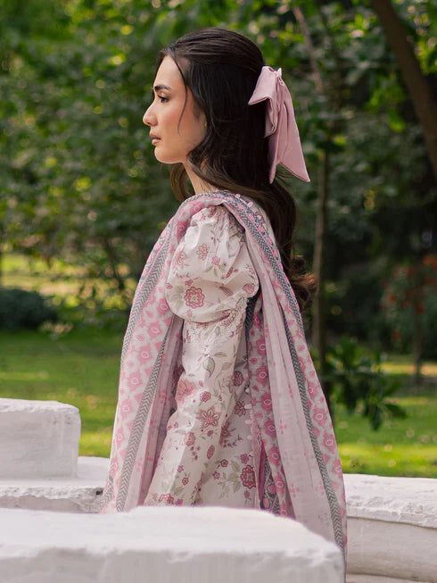 PR-VOL-2-IVY-BLOOM-03