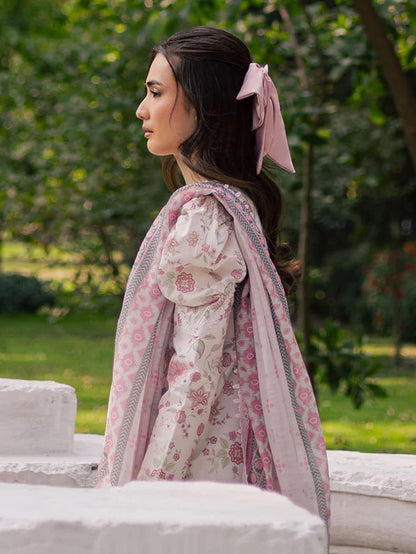 PR-VOL-2-IVY-BLOOM-03