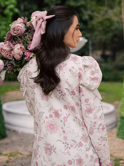 PR-VOL-2-IVY-BLOOM-03