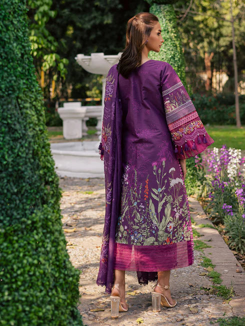 PR-VOL-2-IVY-BLOOM-07