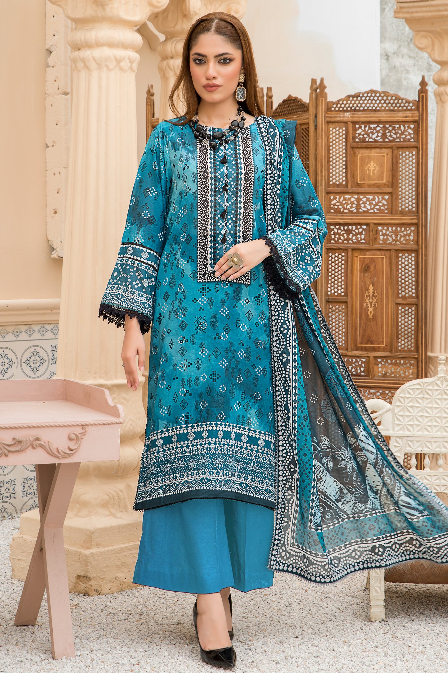 Hania Minahil Digital Printed Lawn 3pc