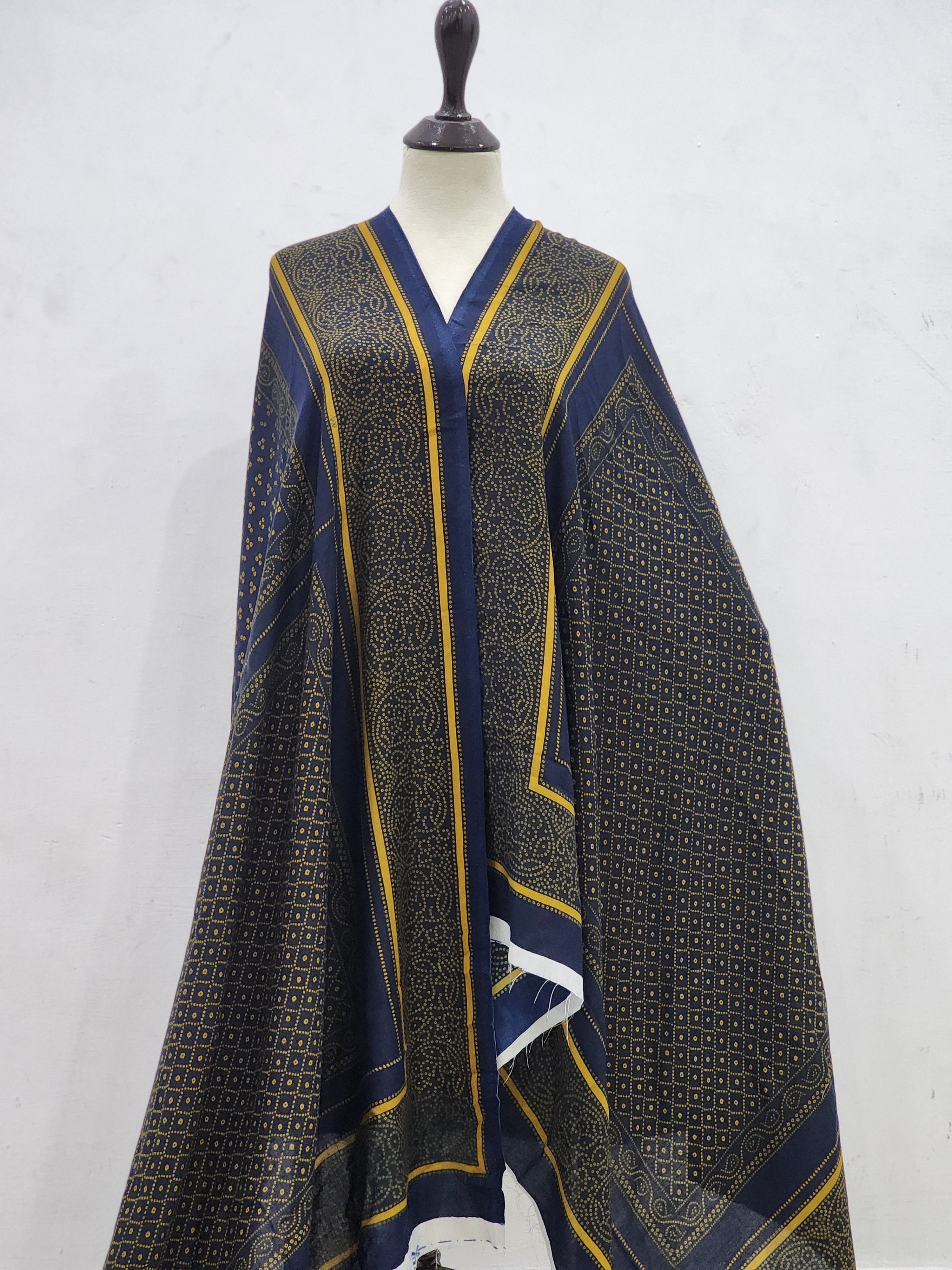 SAPP-WOOL-SHAWL-100
