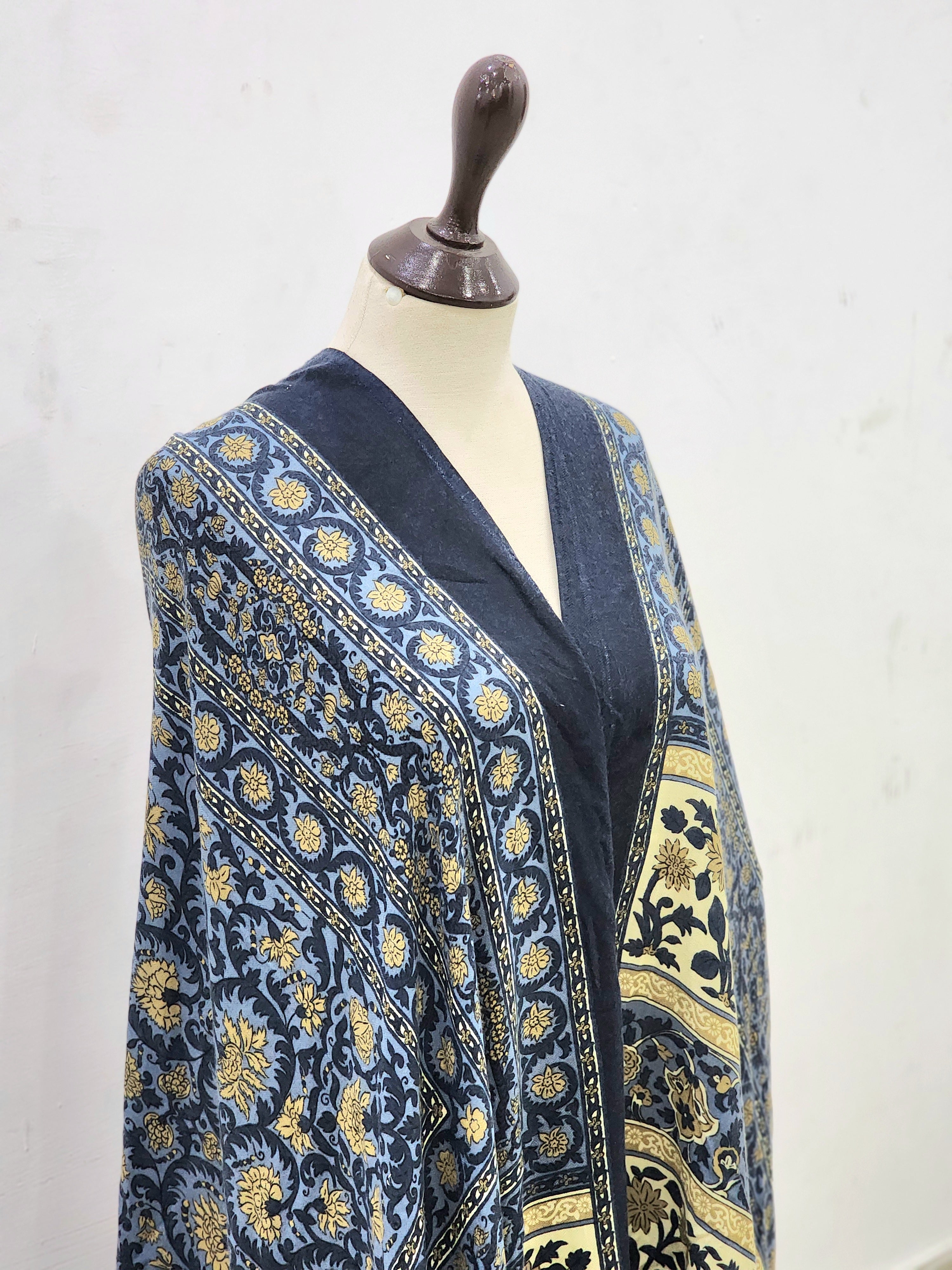 SAPP-WOOL-SHAWL-95