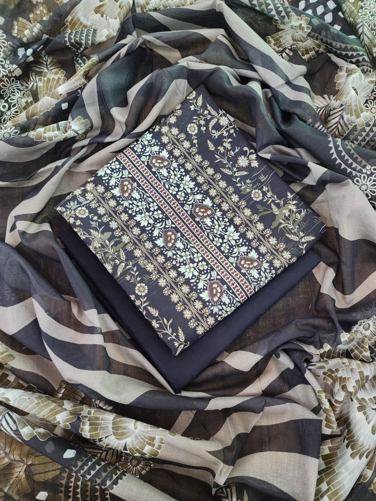 SOHA-AFREEN-PRNT-LAWN-3PC-17