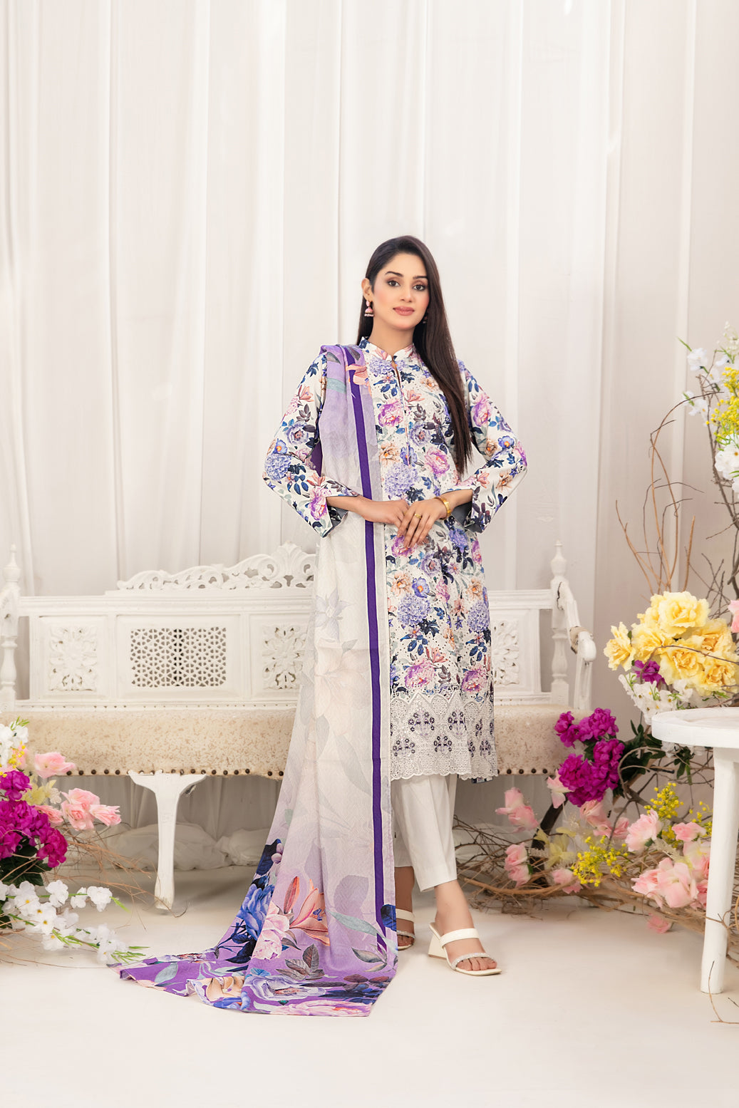 TWKL-LACECIA-D5616