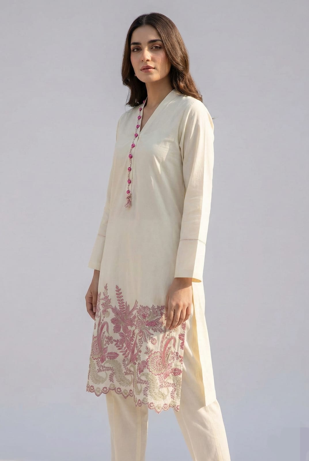 La Reine Stitched Embroidered 2Pc